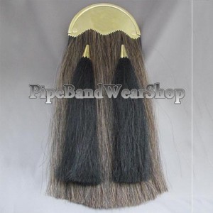 http://www.pipebandwear.biz/1090-1353-thickbox/original-long-horse-hair-sporran.jpg