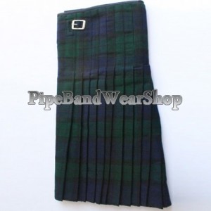 http://www.pipebandwear.biz/342-490-thickbox/black-watch-scottish-traditional-tartan-kilt.jpg
