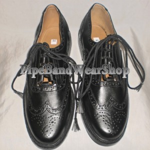 http://www.pipebandwear.biz/561-732-thickbox/scottish-ghillie-brogues-dress-shoes.jpg