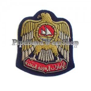 http://www.pipebandwear.biz/909-1086-thickbox/united-arab-emirates-cap-badge-2-1-2-inches.jpg