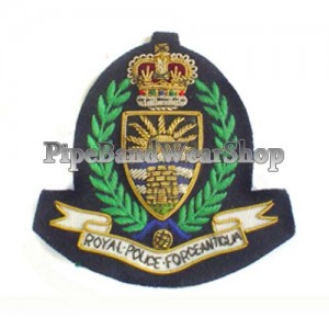 http://www.pipebandwear.biz/925-1103-thickbox/antigua-police-cap-badge.jpg