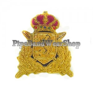 http://www.pipebandwear.biz/931-1109-thickbox/grand-duke-of-luxembourg-cap-badge.jpg